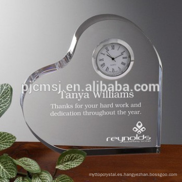Reloj de cristal en forma de corazón con logotipo personalizado para recuerdos de boda a favor de regalo
